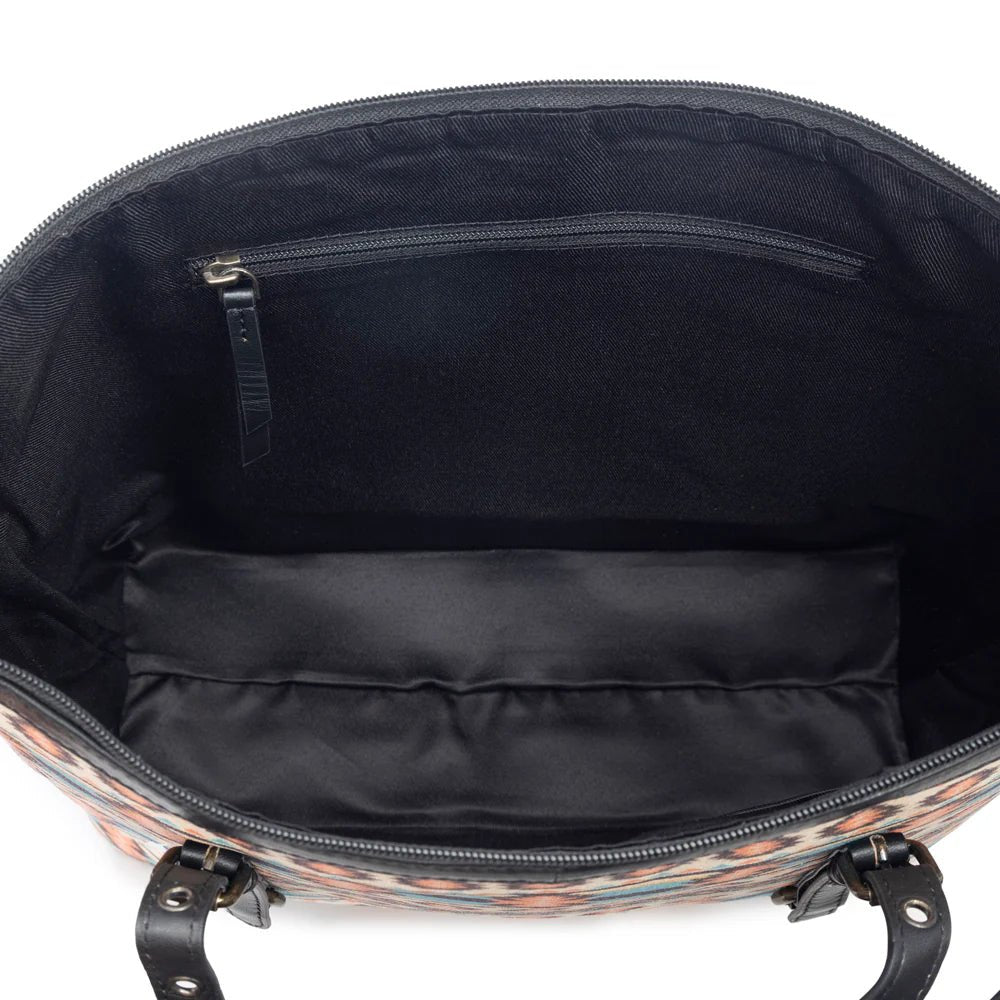 Fountain Trail Tote Bag - Hey Heifer Boutique