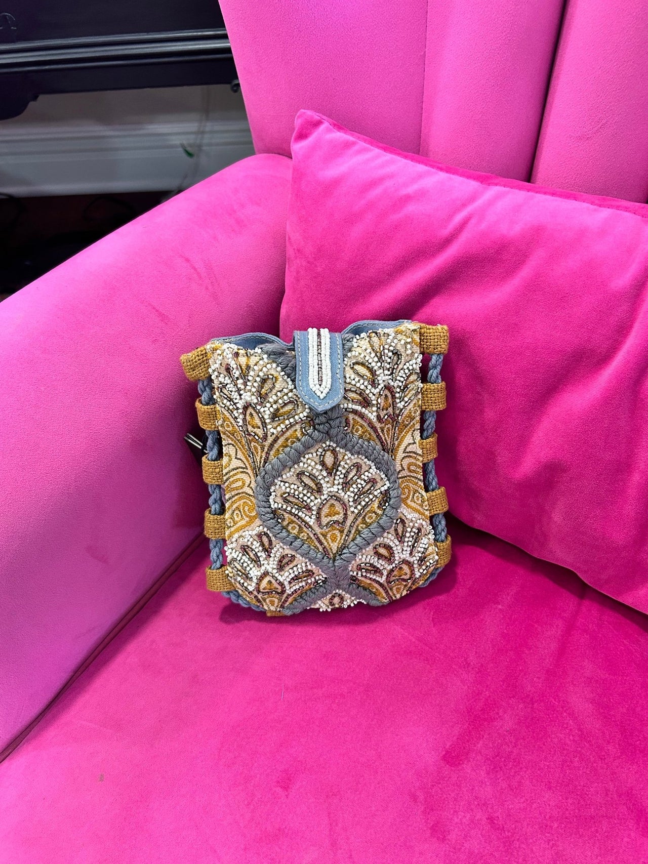 Gatsby's Garden Cellphone Bag - Hey Heifer Boutique