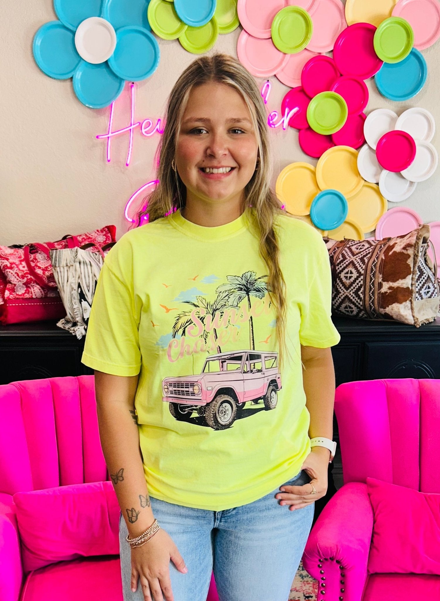 Sunset Chaser Tee - Hey Heifer Boutique