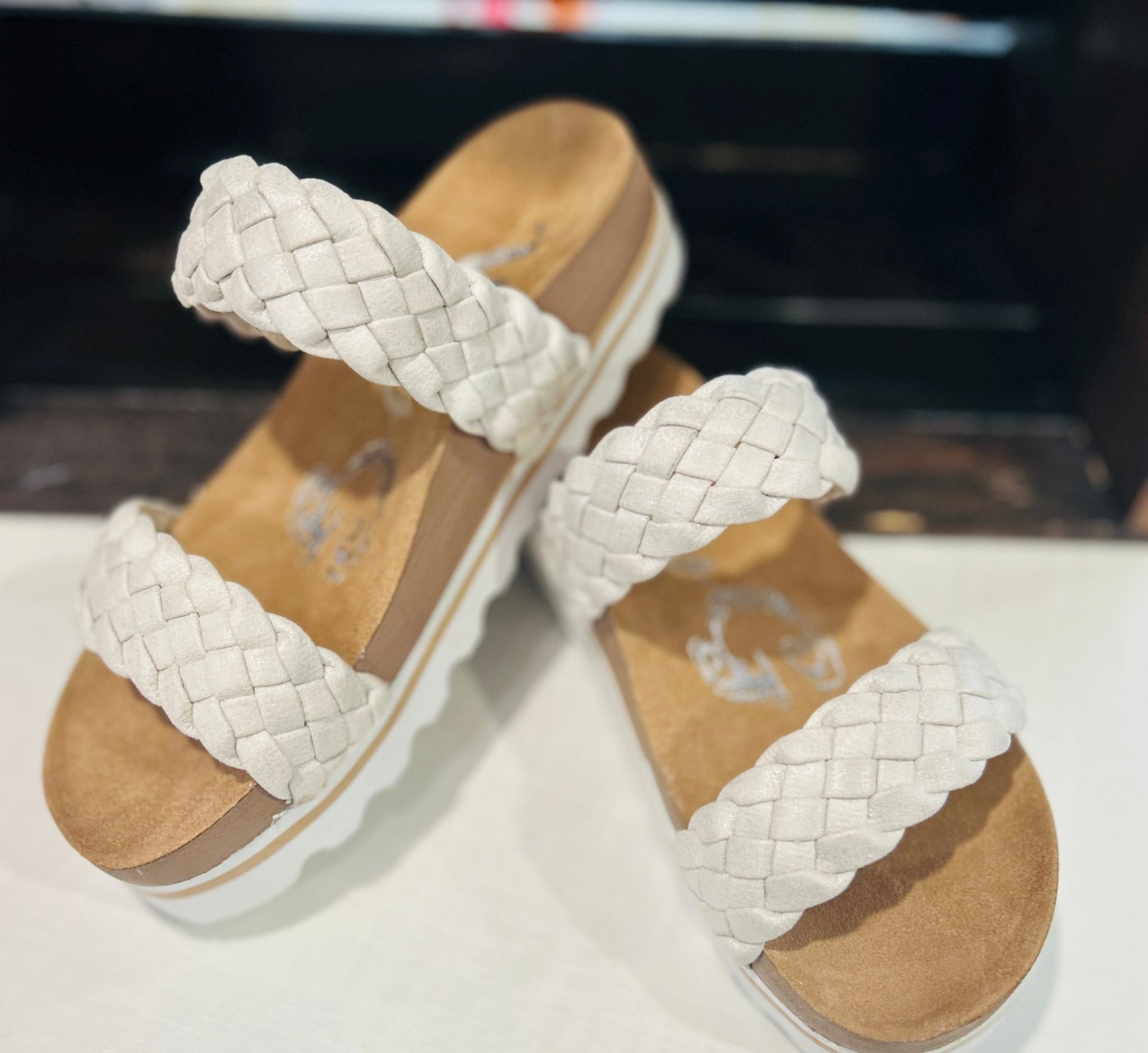 The Braiden Platform Sandals - Hey Heifer Boutique