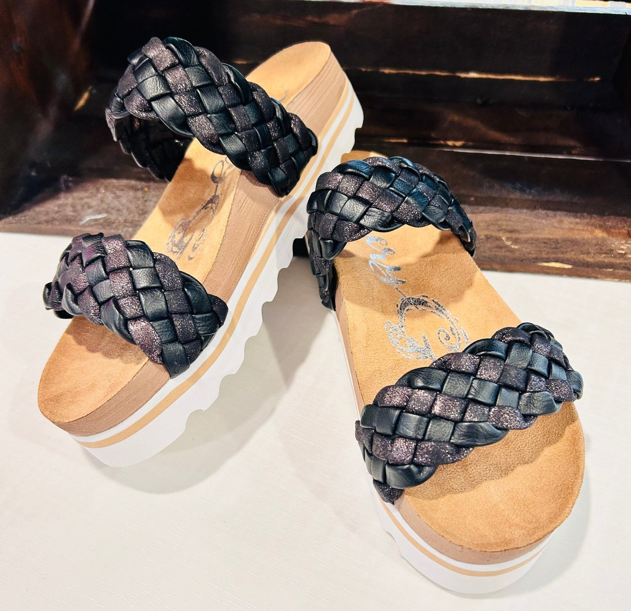 The Braiden Platform Sandals - Hey Heifer Boutique