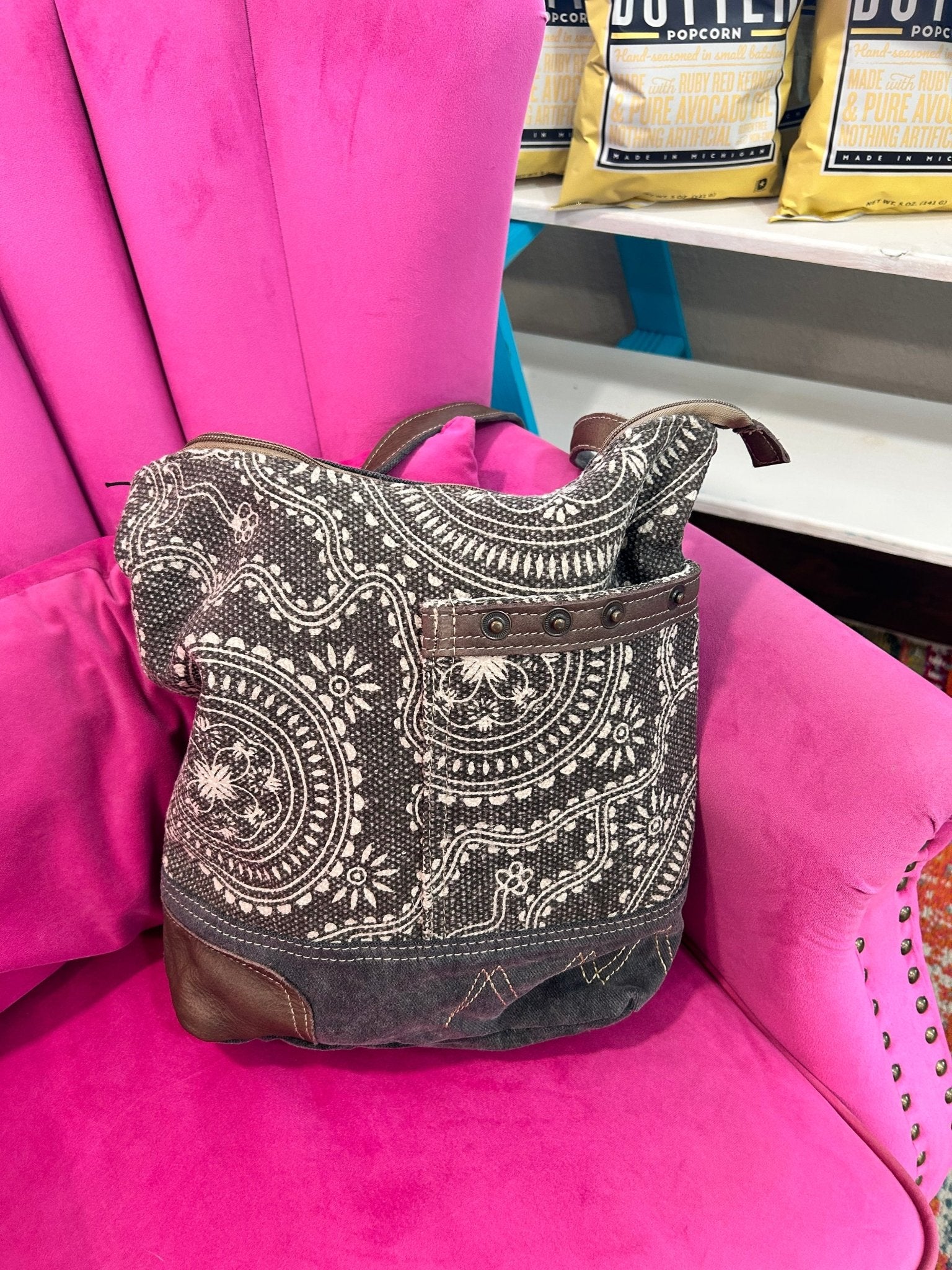 Vintage Carved Shoulder Bag - Hey Heifer Boutique