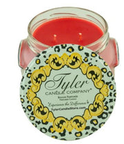 22oz A Christmas Tradition Candle - Hey Heifer Boutique