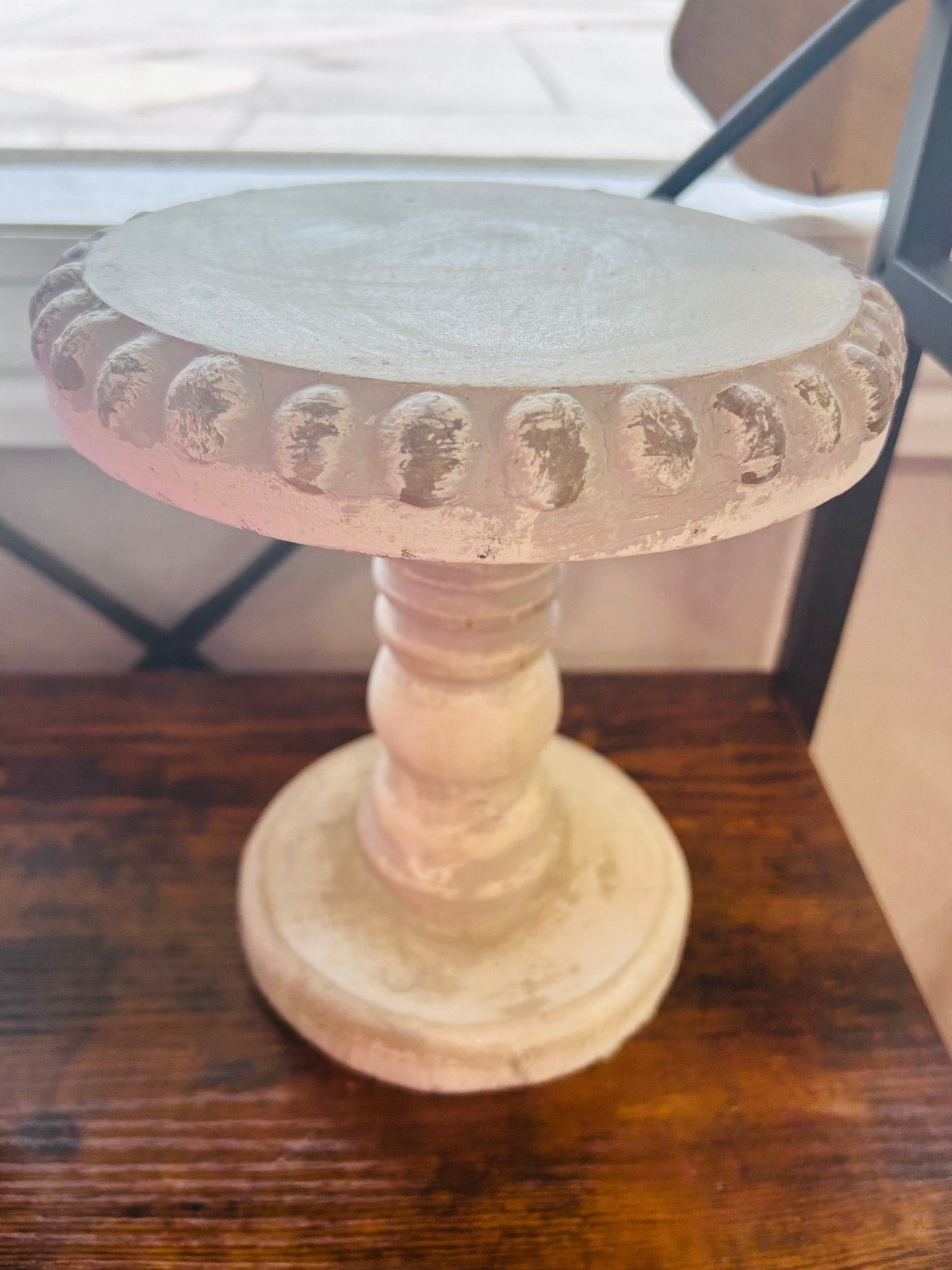 White Stand W/Beads - Hey Heifer Boutique